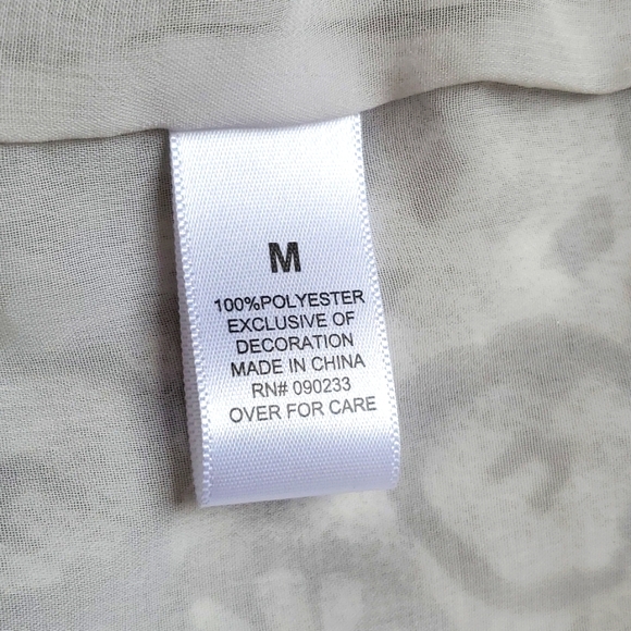 Kirra Bohemian Style Spaghetti Straps Top, size M, White/Gray Sparkly - Picture 15 of 16